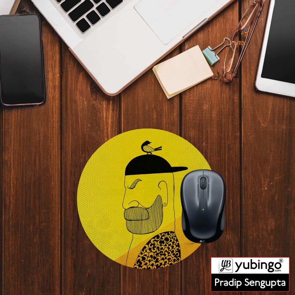 Common man Mouse Pad (Round)